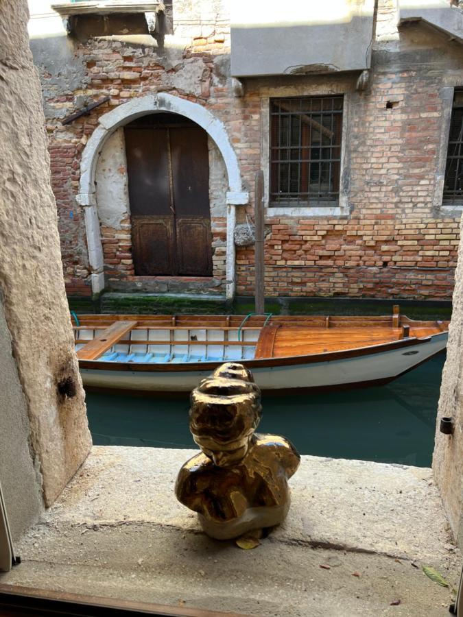 Casa Al Ponte Scudi - 4 Windows On The Canal Венеция Екстериор снимка